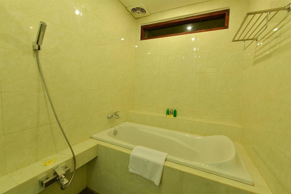 Hotel Kakiang 3*