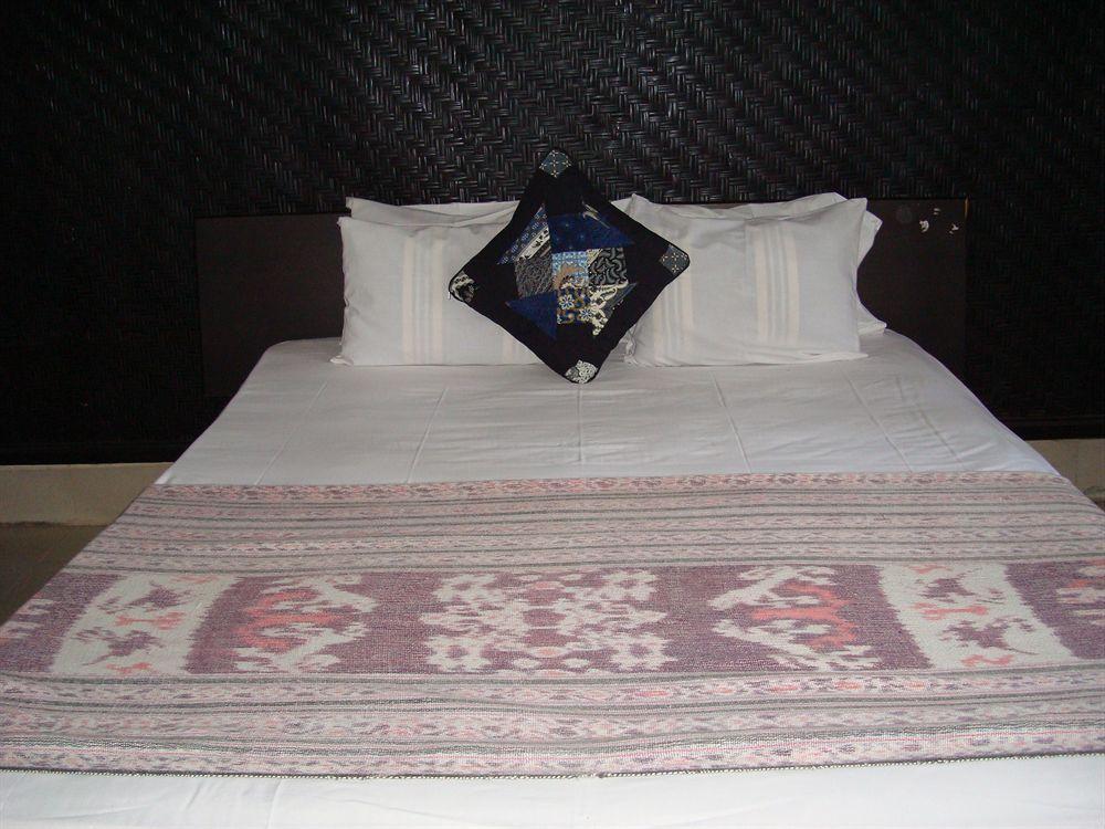 Hotel Loka House 3*