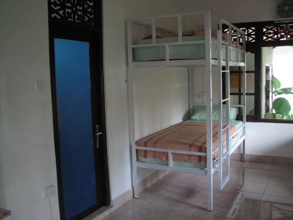 Hostel Dormy Rumah Pakir *