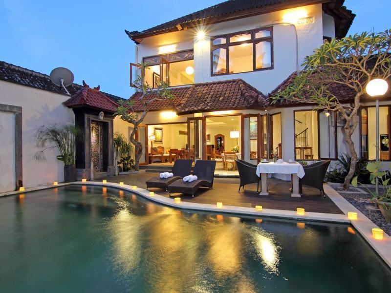 Amaryllis Kedewatan Villa