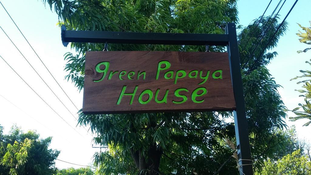 Papaya House