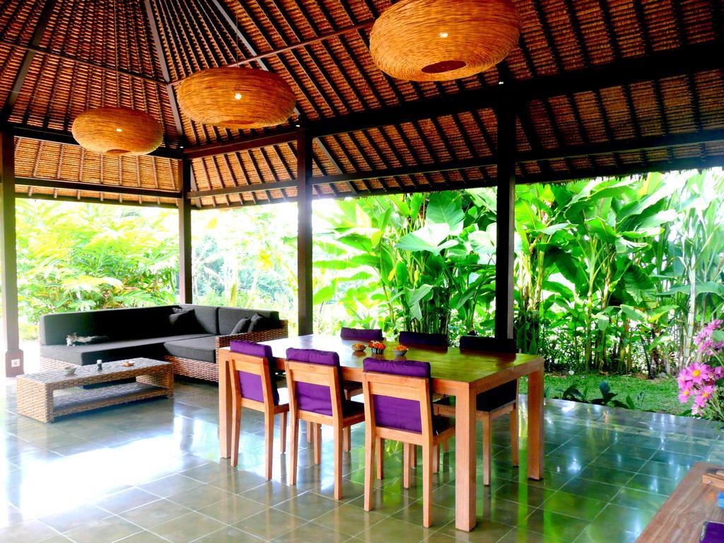 Viola Villa