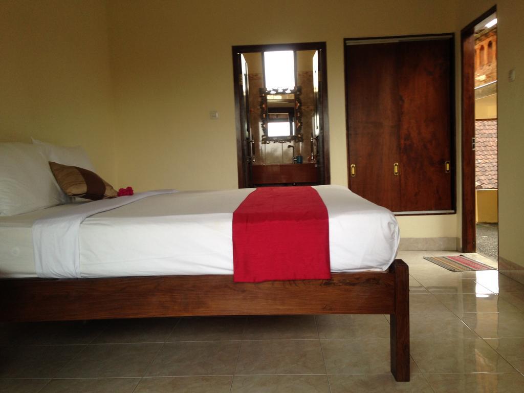 Pondok Mertha House 2*