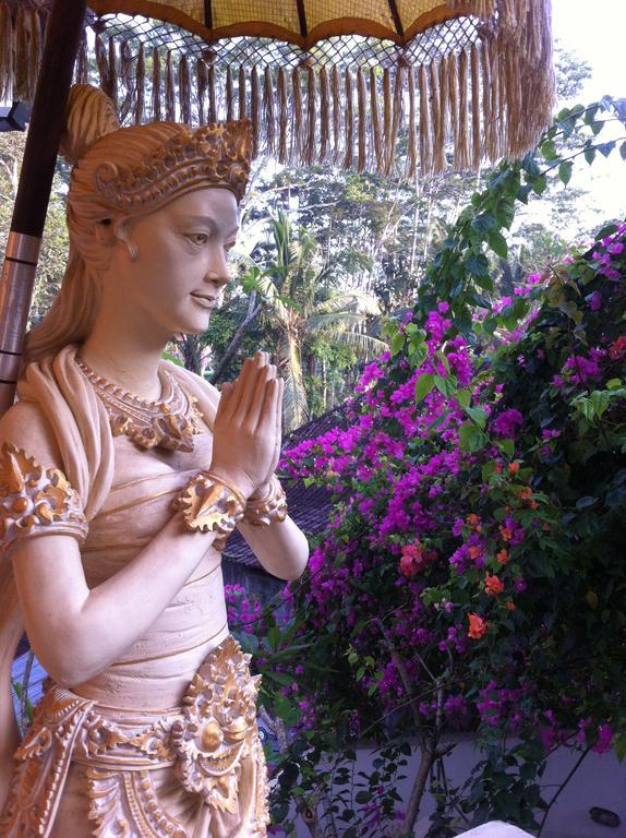 White Lotus Oasis Ubud (Bali)