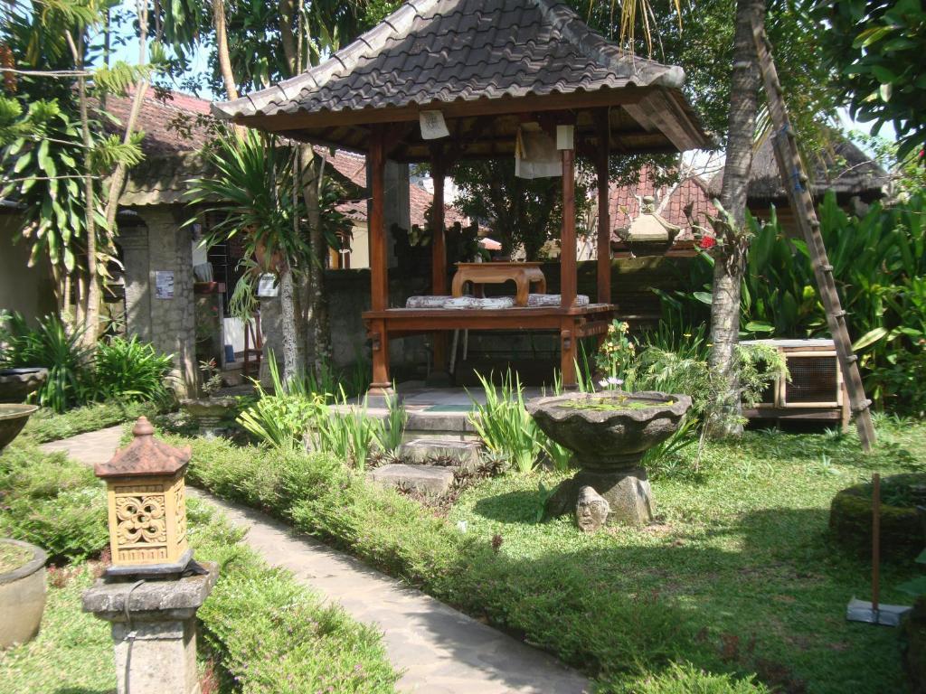 Gusti Home Stay Ubud
