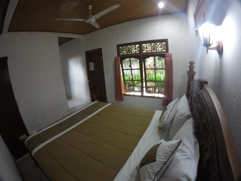 Homestay Eka's *