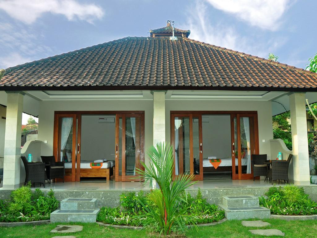 Putu's Paradise 2*