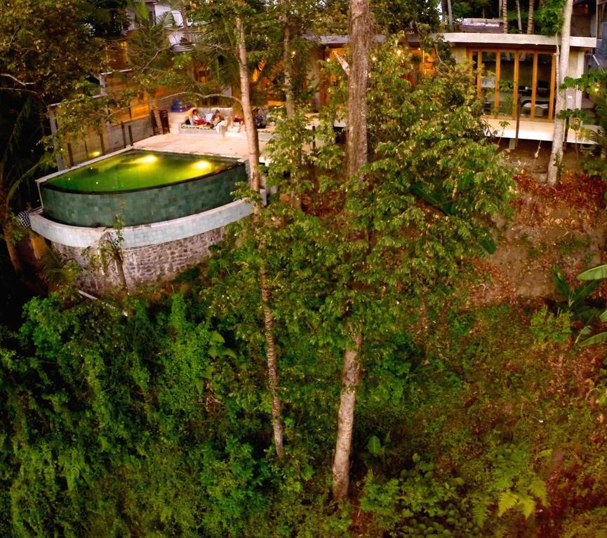 Riverview Gardens Villa