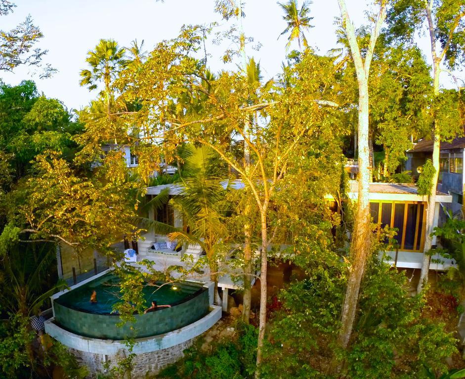 Riverview Gardens *