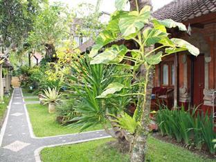 Warsa's Garden And 3*