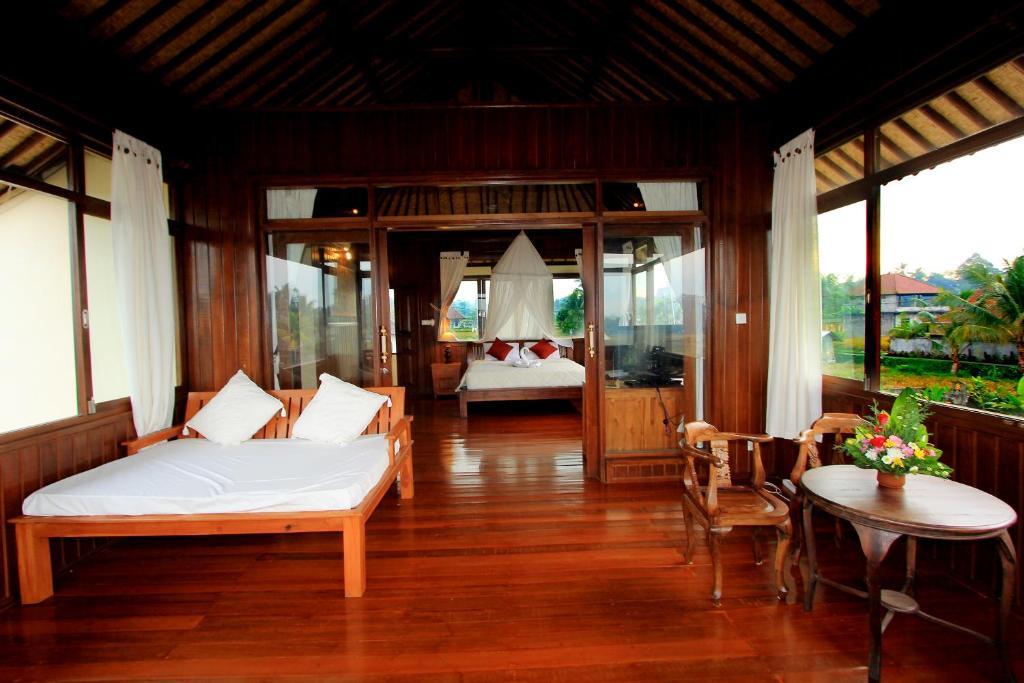 Holiday park Pondok Naya 4*