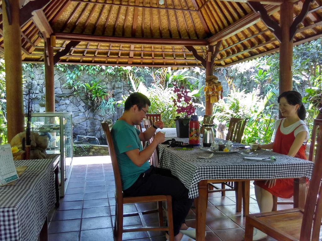 Budi 3*