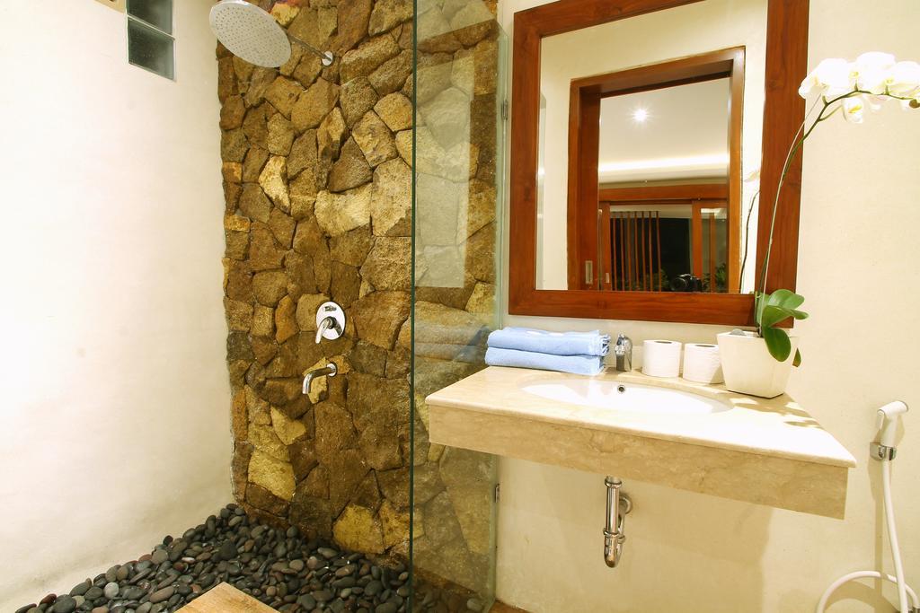 Narada House 2*