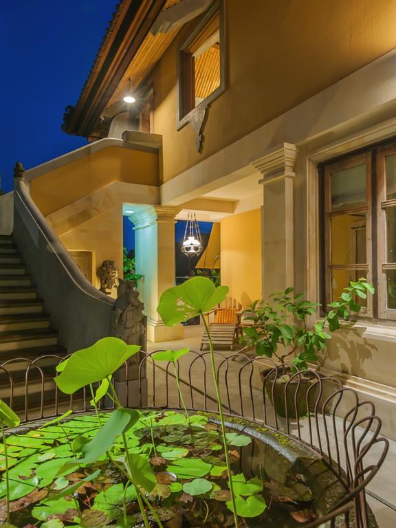 Maruti Lane Villa