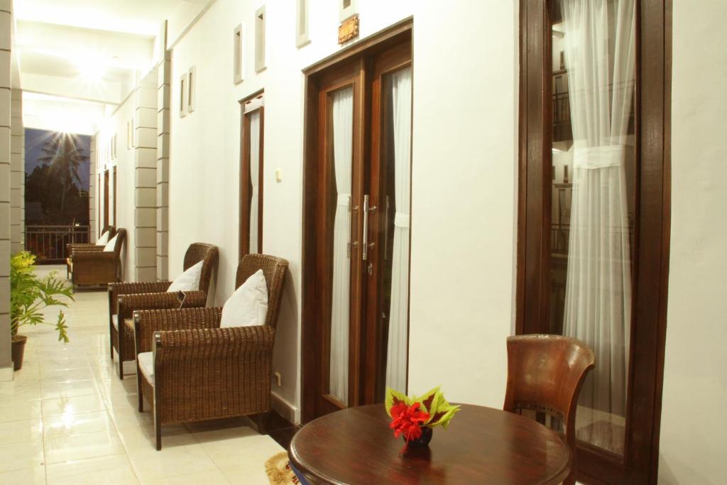 Aya Redpartner Wisma tamu 3*