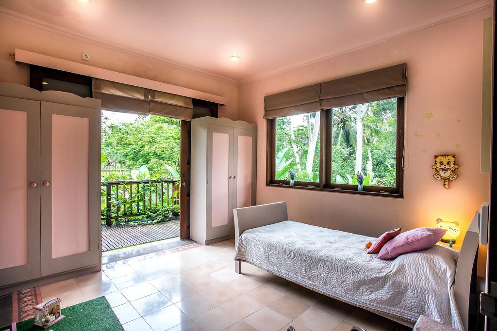 Viola * Ubud