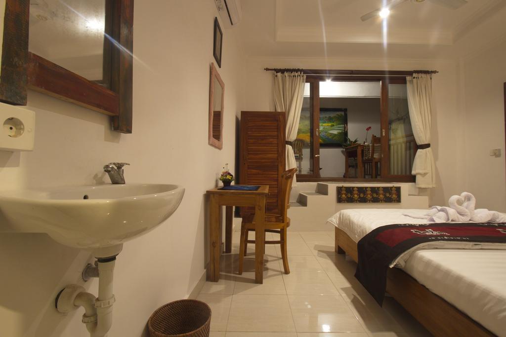 Guest house Uma Loris 3*
