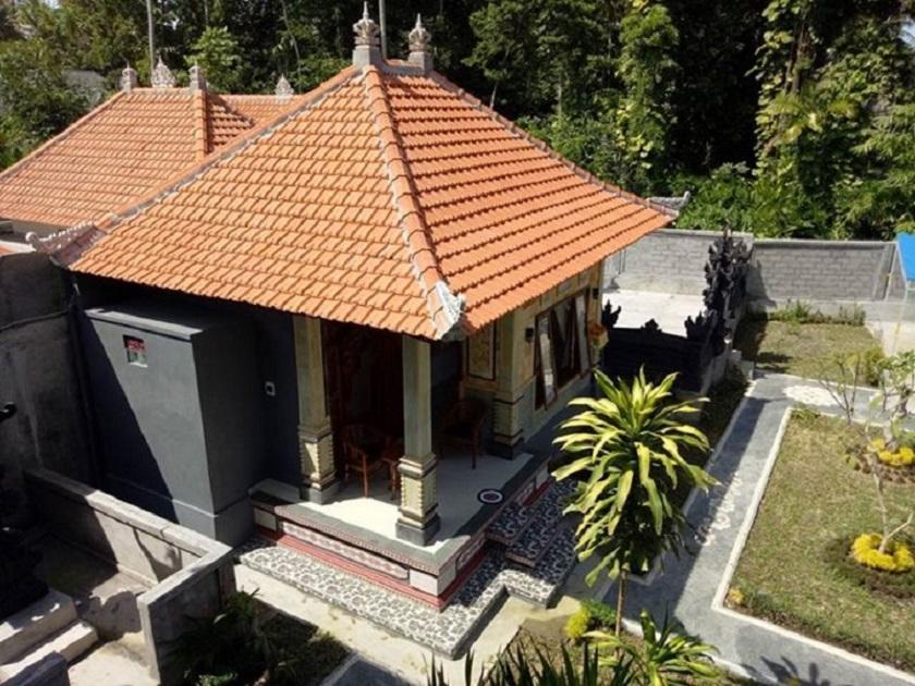 Win House