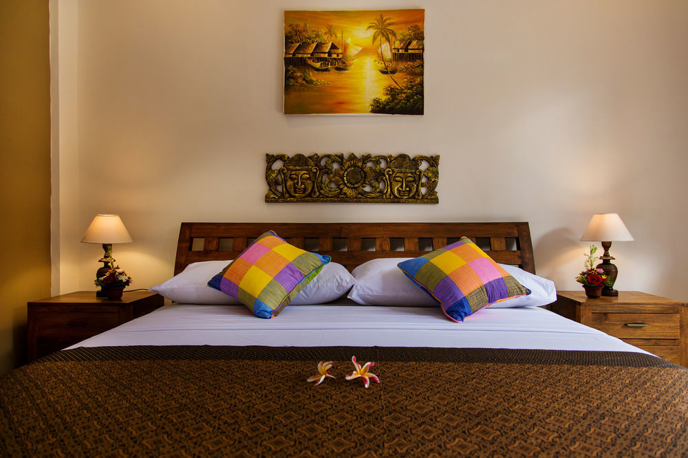 Guest house Warji House 1