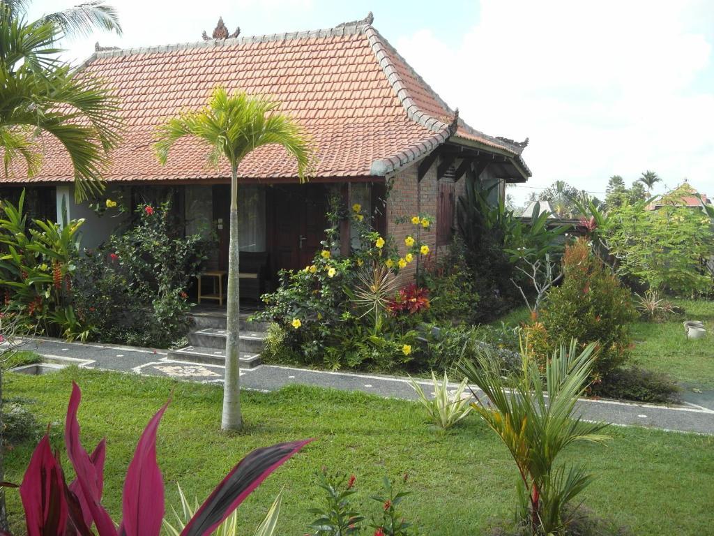 Rumah Sungai 3*