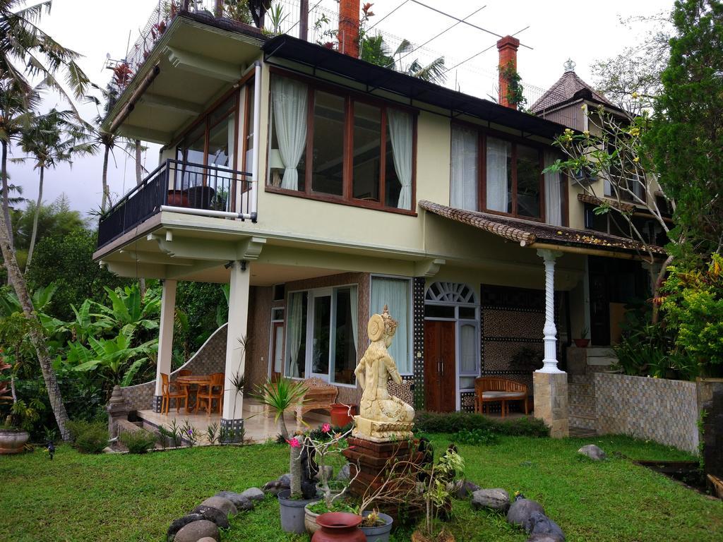 Holiday park Tirta Asri