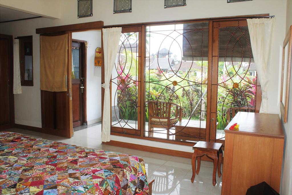 Cenik House Guest house