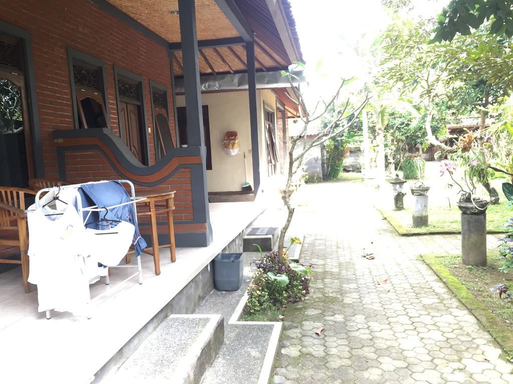 Homestay Batan Duren House *