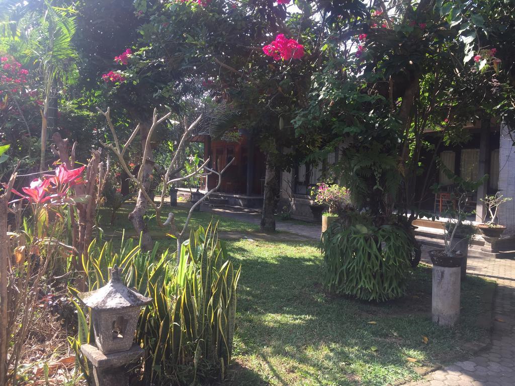 Homestay Batan Duren House *