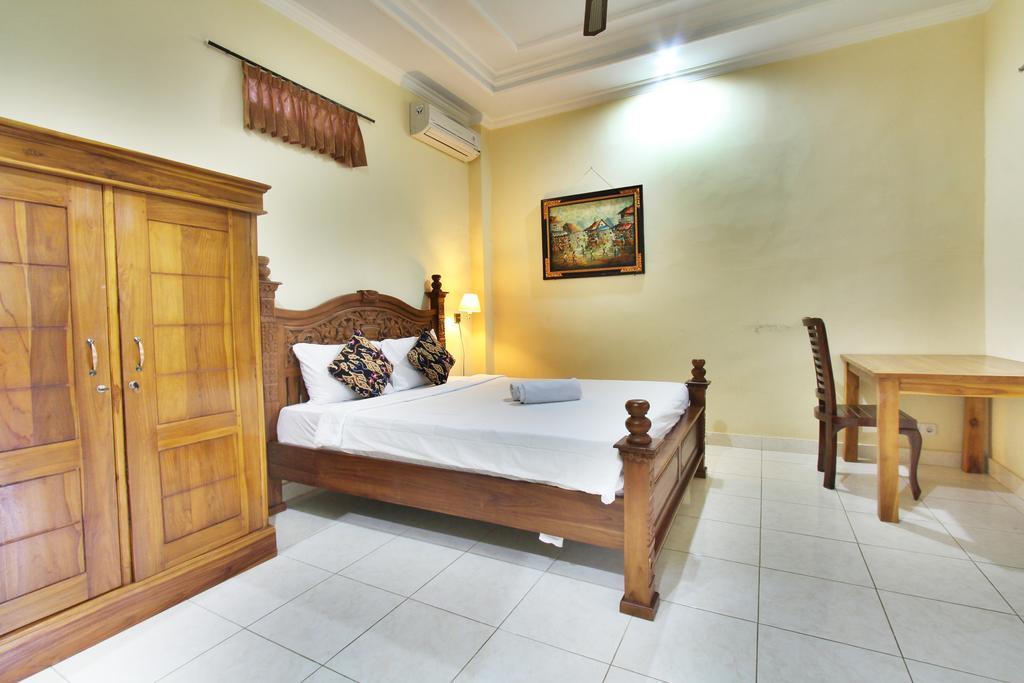 Pondok Gusti Homestay Redpartner Guest house