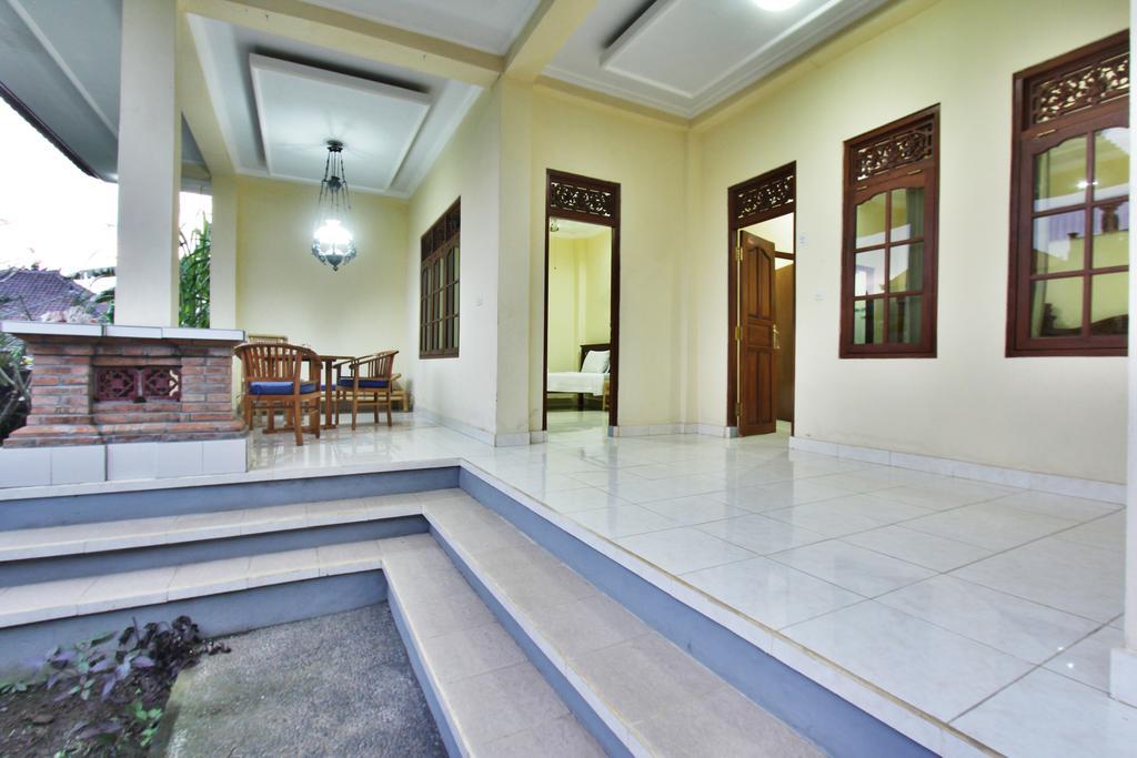 Guest house Pondok Gusti Homestay Redpartner *