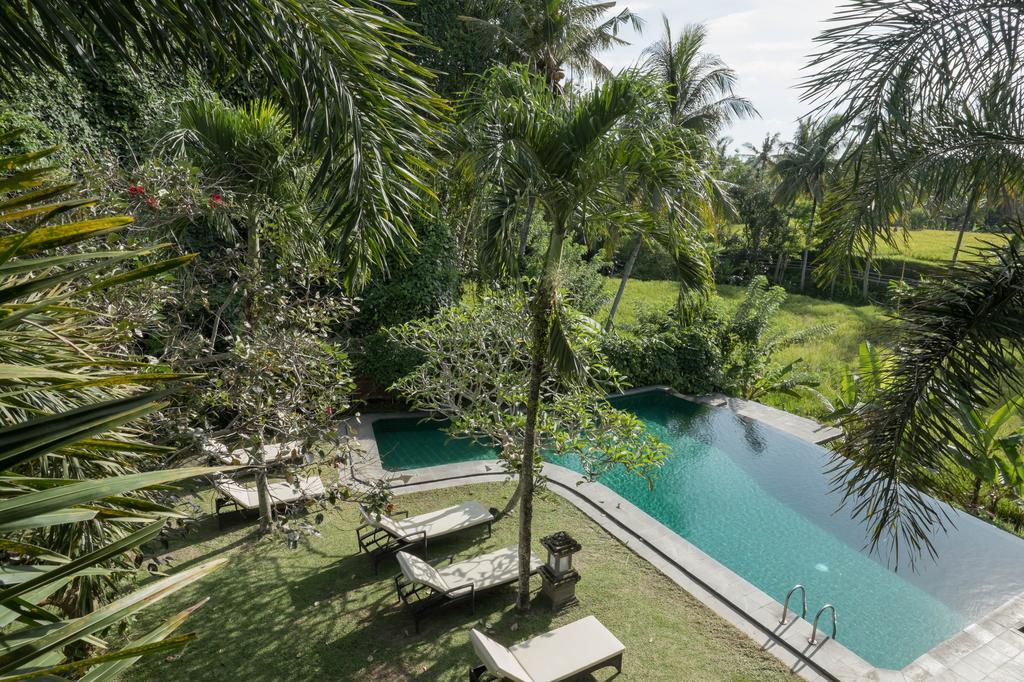 Tempat peranginan Ananda 4*