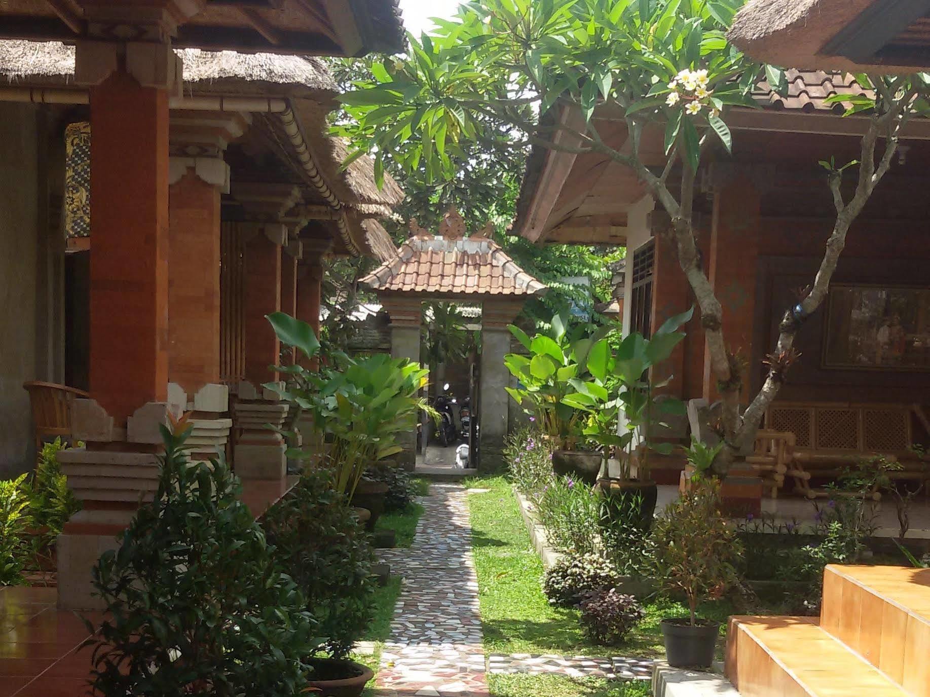 Nyoman Warta Accommodation Ubud (Bali)