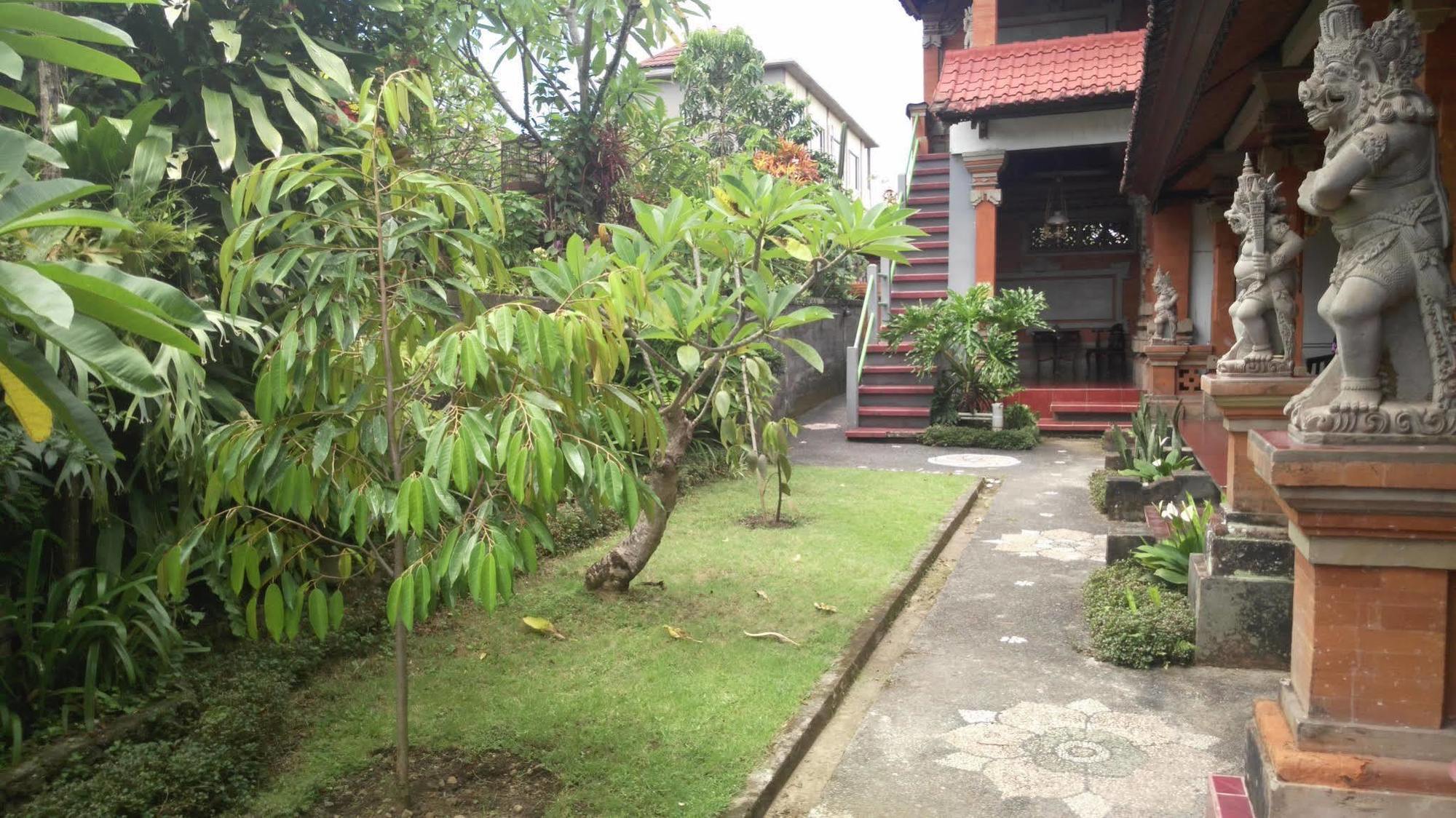 Nyoman Badri 2* Ubud (Bali)