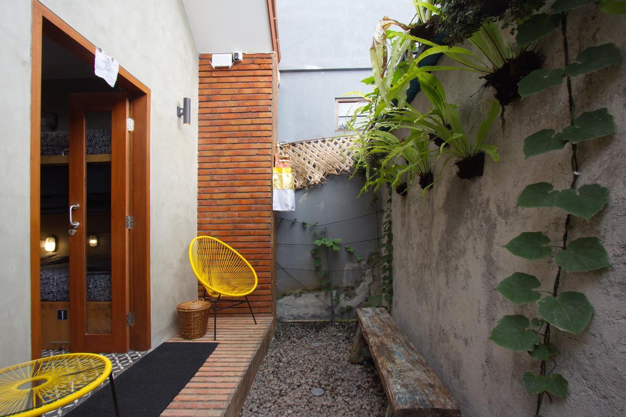Sunshine Vintage House Albergue Ubud