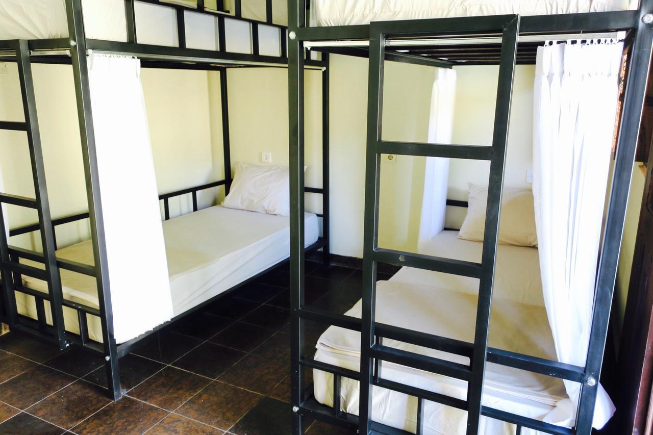 Hostel Between