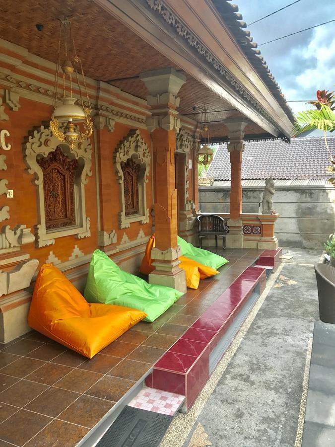Hostel Between Ubud