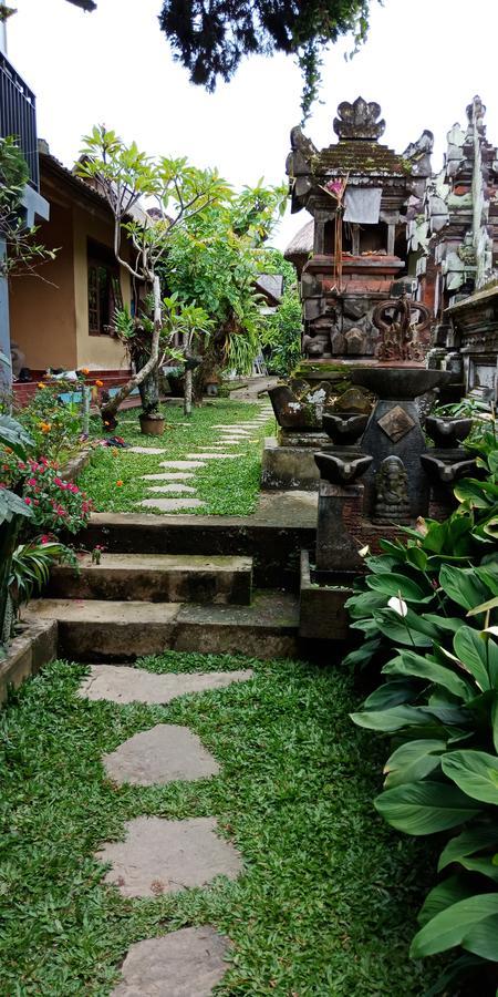 Umah Pekak Homestay