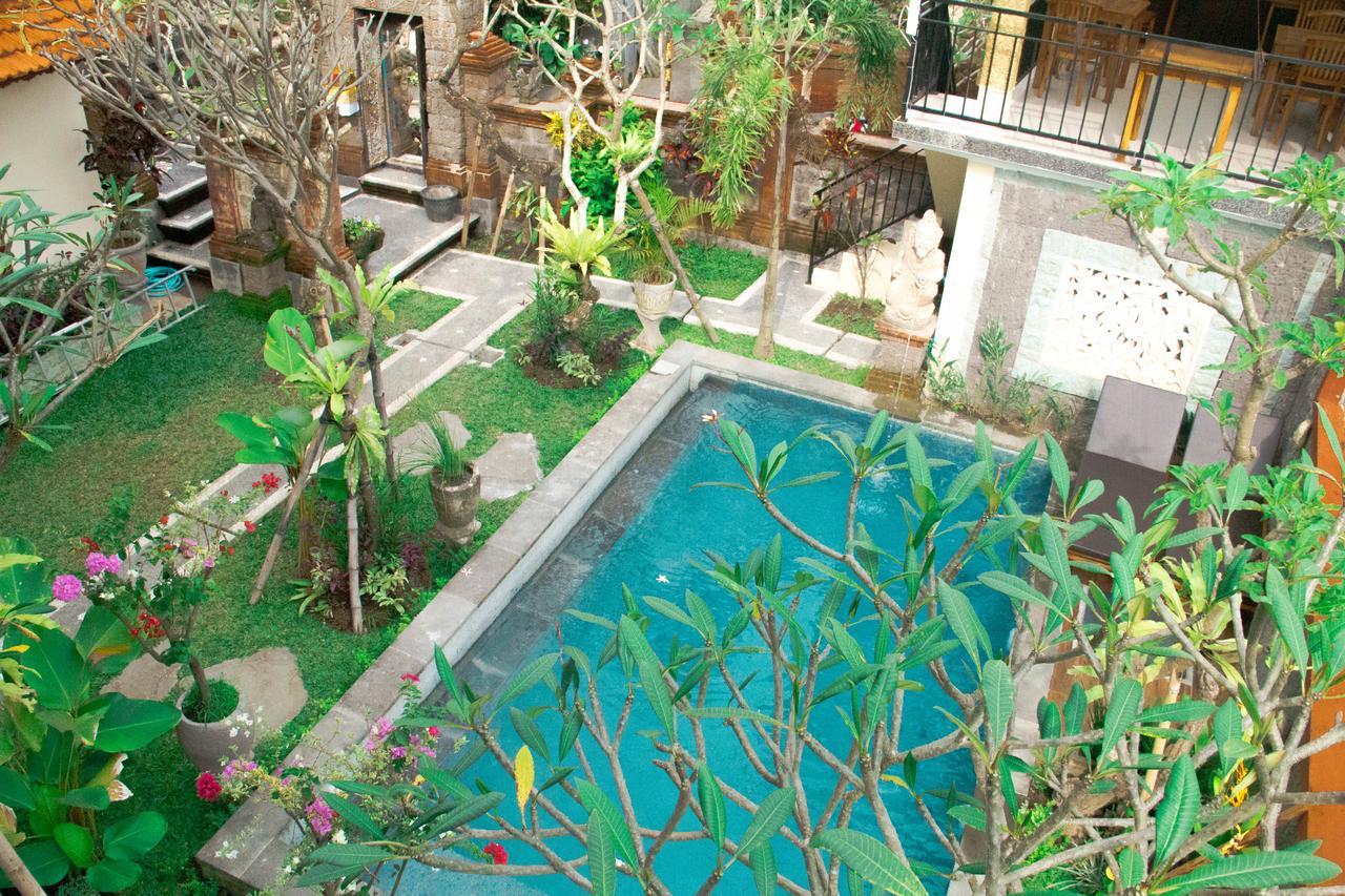 Guest house Kubu Loris