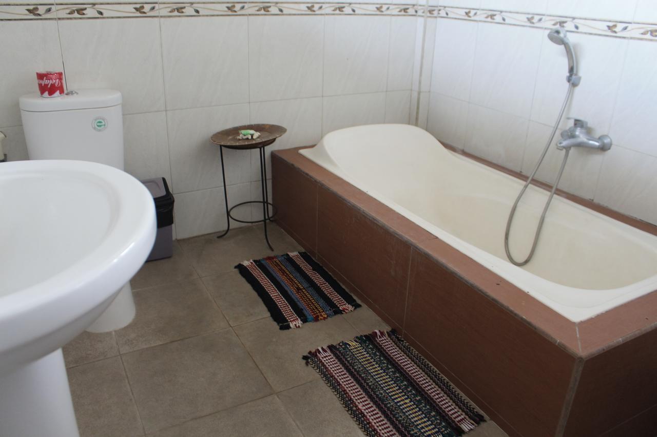 Bed & Breakfast Bombom House *