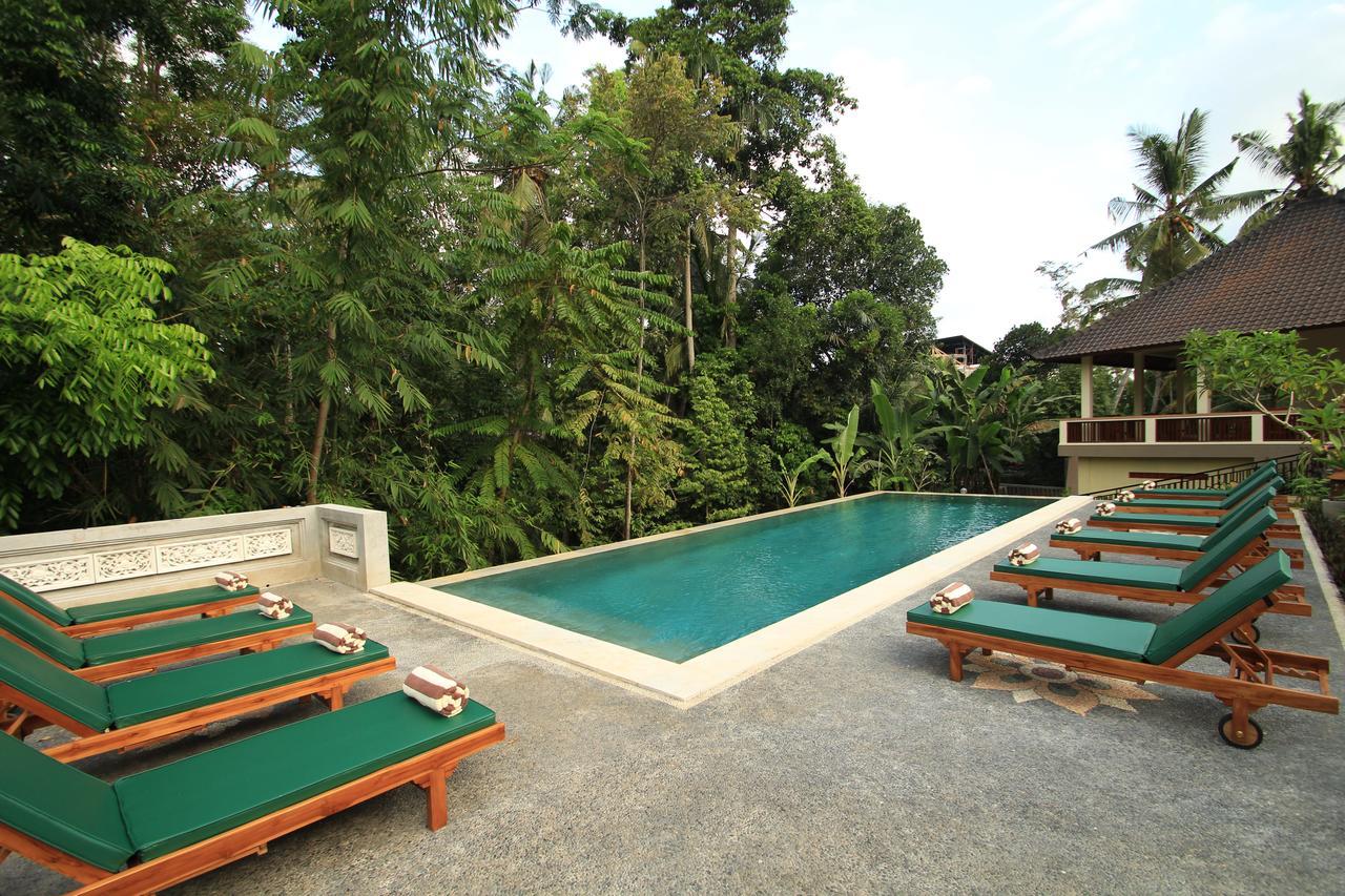 Uma Capung Mas Resort