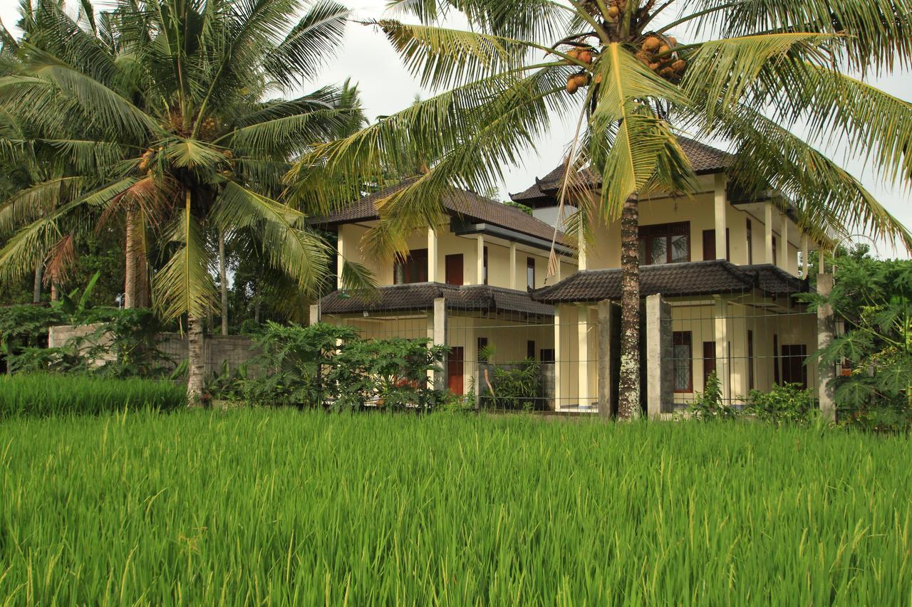 Resort Uma Capung Mas 2*