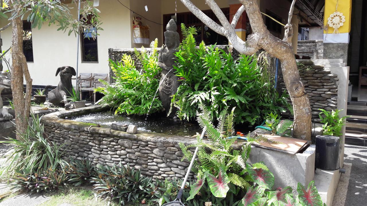 Acomodação com café da manhã  Three Ayu Family House Ubud