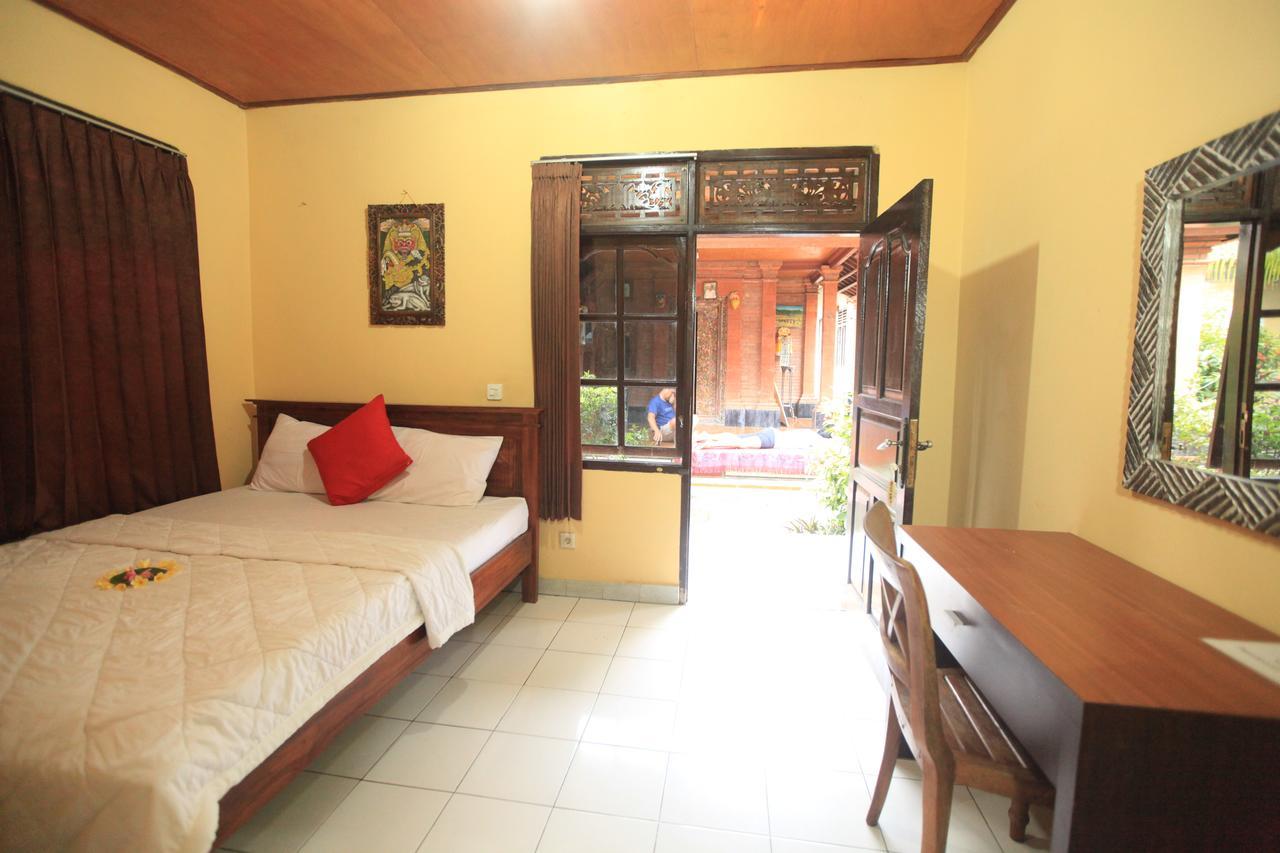 Liang House And 3*