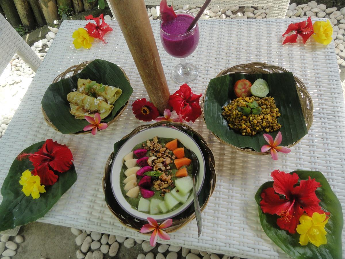 Putu Yoga Ubud (Bali)