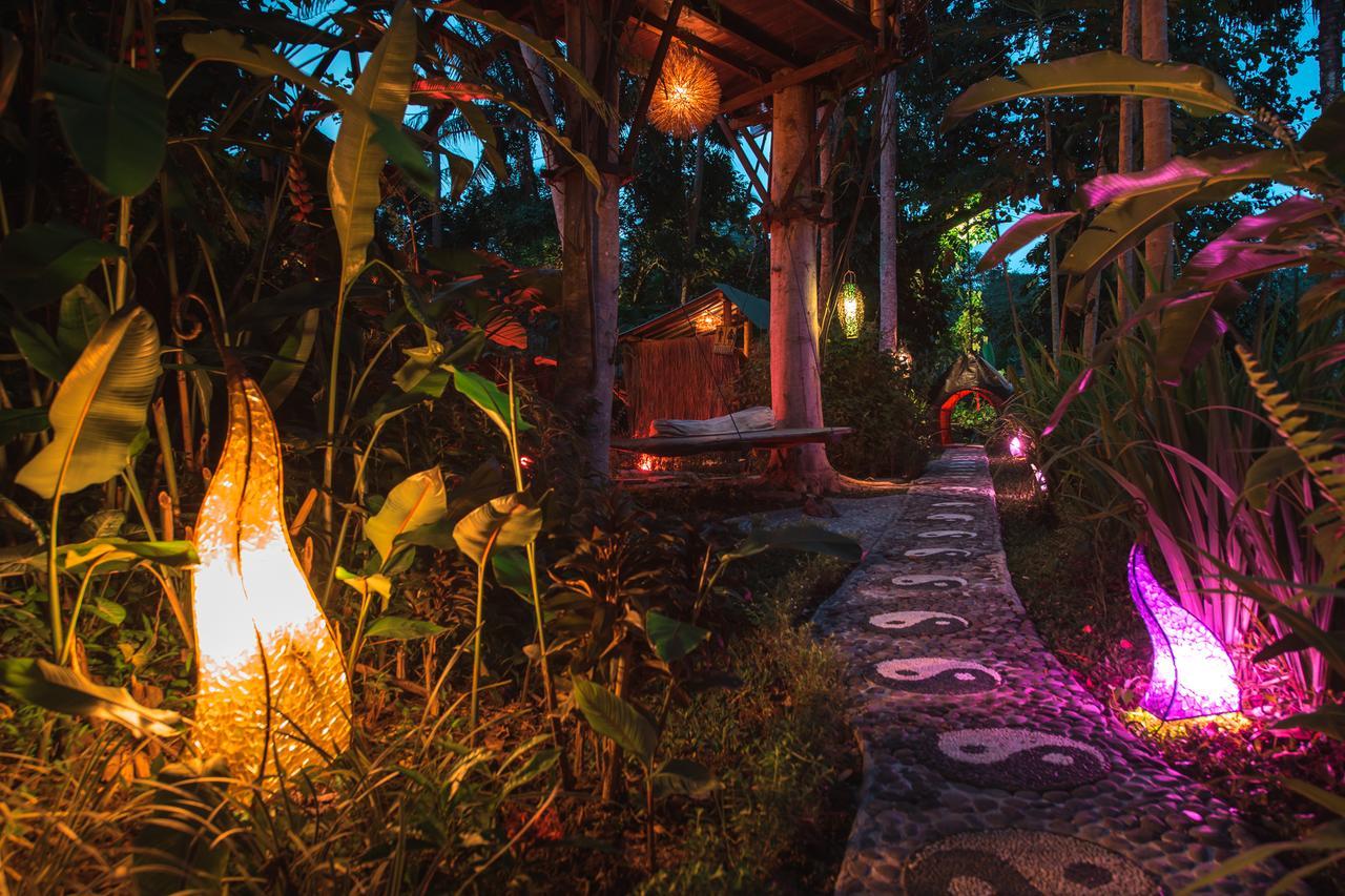 Lounge Club Bali Dacha Hotel Ubud (Bali)