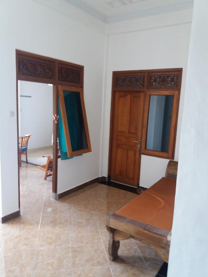Ogek Wisma tamu