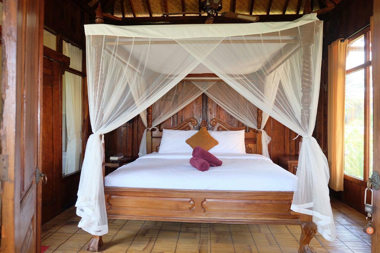 Ganesha Guest house *