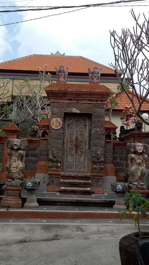 Guest house Kubu Loris