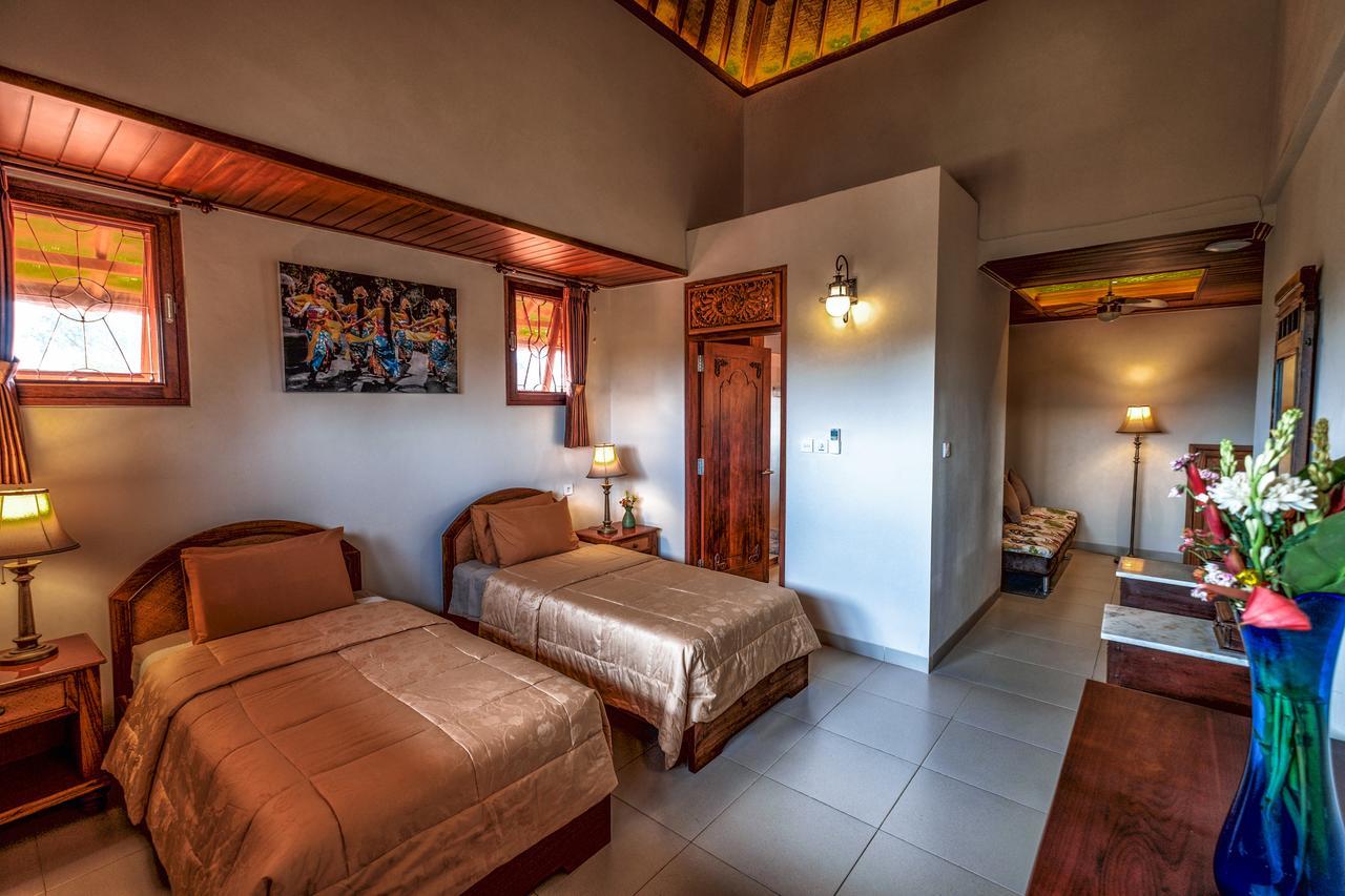 Hotel Murni's &