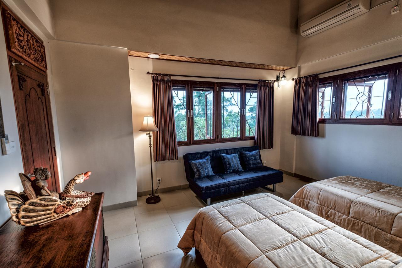 Murni's & Hotel 4*